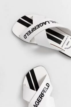 Γυναικεία Σαγιονάρες Δερμάτινες παντόφλες Karl Lagerfeld χρώμα: άσπρο -Karl Lagerfeld Κατάστημα unnamed file 2260