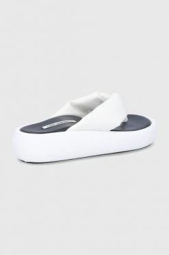 Γυναικεία Δίχαλο Σαγιονάρες Karl Lagerfeld Laguna χρώμα: άσπρο -Karl Lagerfeld Κατάστημα unnamed file 2317